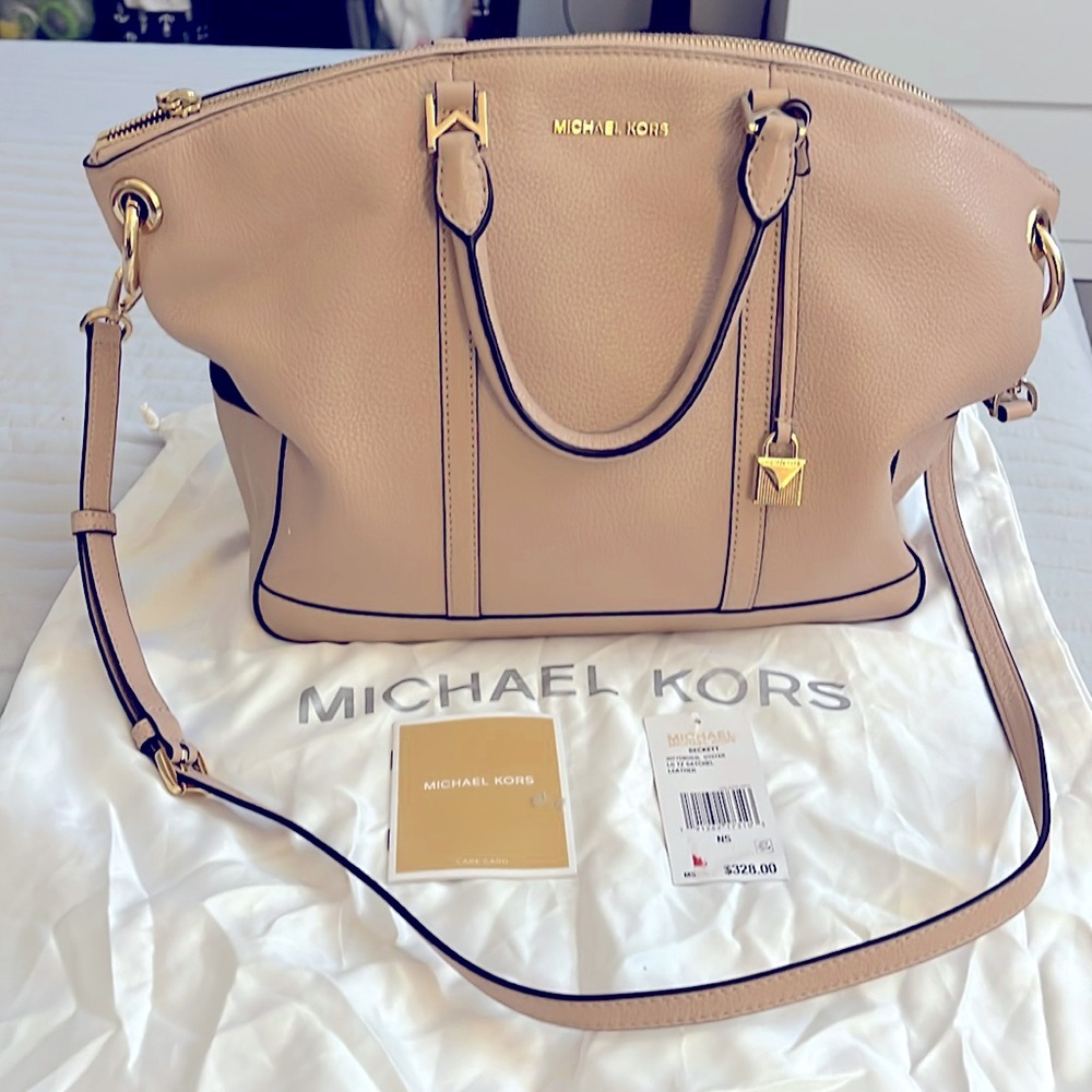 Michael Kors Beckett Leather Oyster Color Satchel Bag Mint Condition